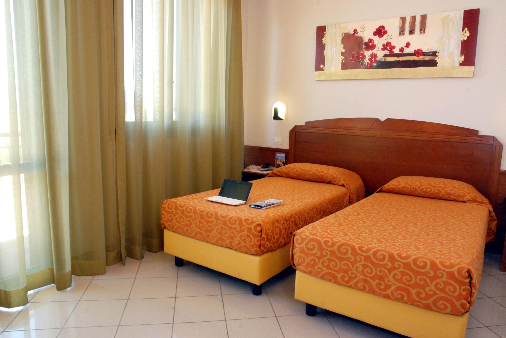 Hotel Marzia سْكانديتْشي المظهر الخارجي الصورة