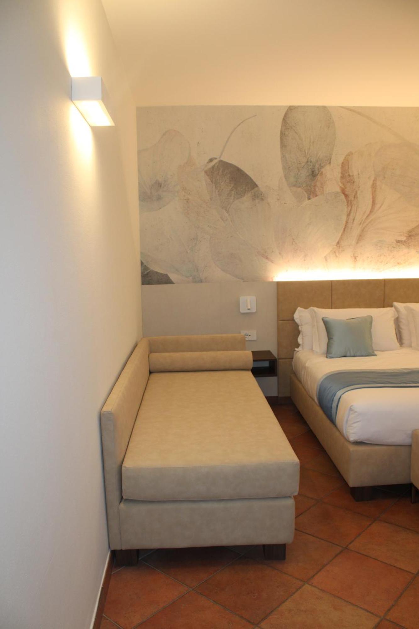 Hotel Marzia سْكانديتْشي المظهر الخارجي الصورة