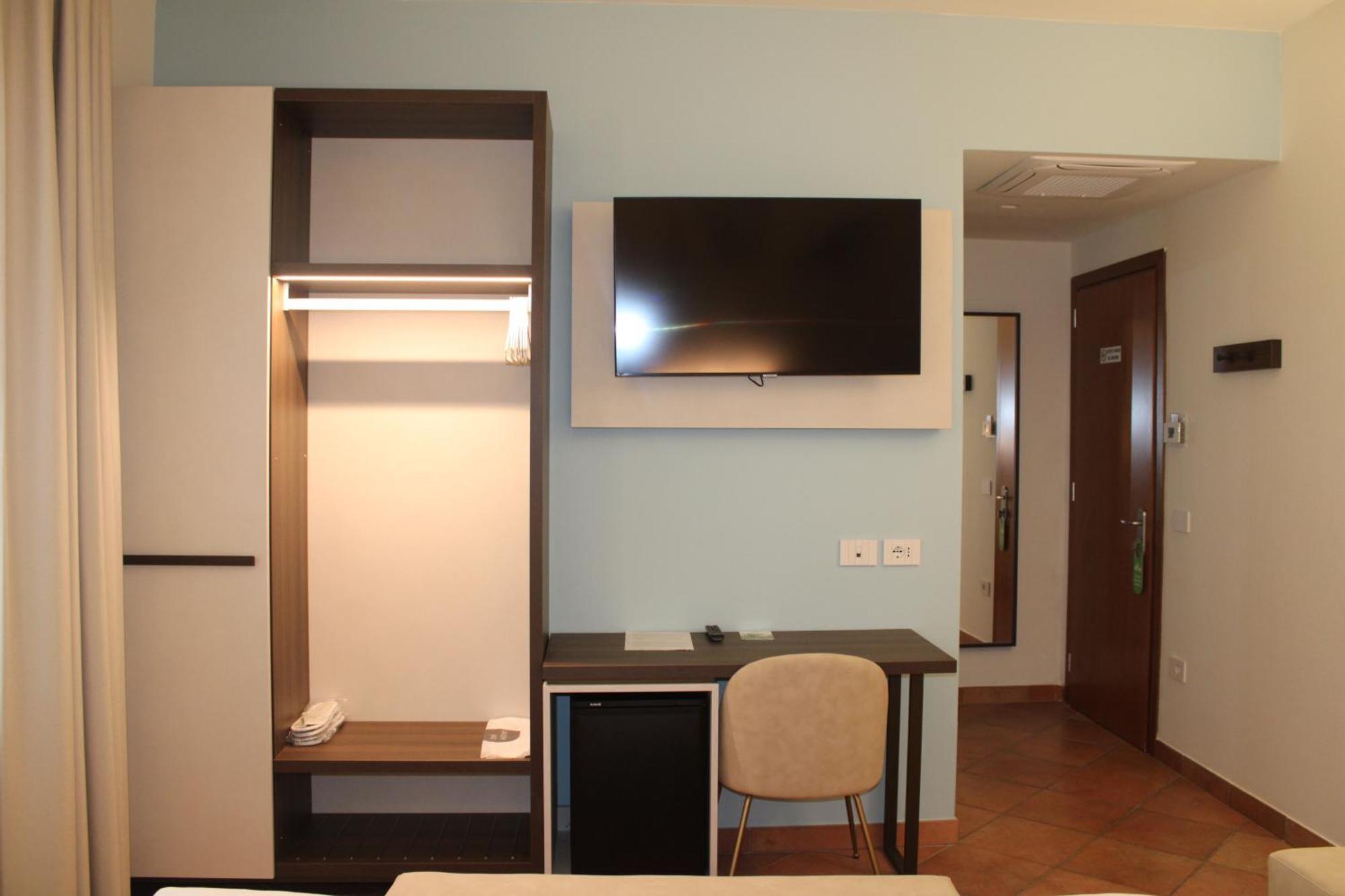 Hotel Marzia سْكانديتْشي المظهر الخارجي الصورة