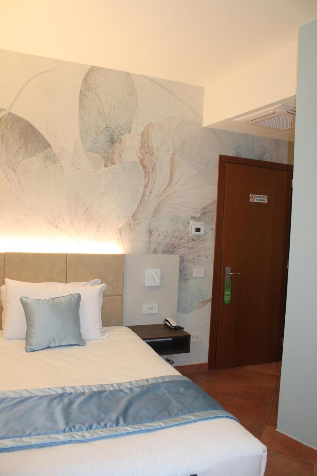 Hotel Marzia سْكانديتْشي المظهر الخارجي الصورة